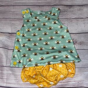 Sassy Stitches bumble bee diaper set